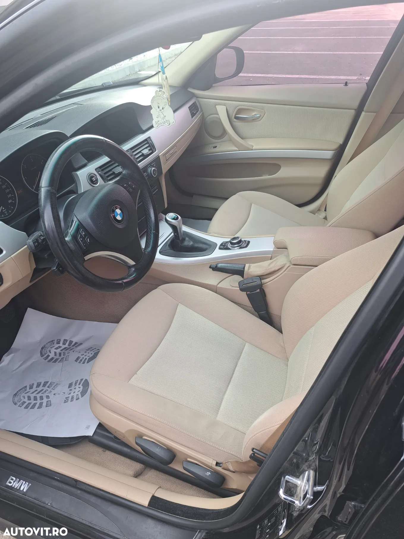 BMW Seria 3 318d - 4