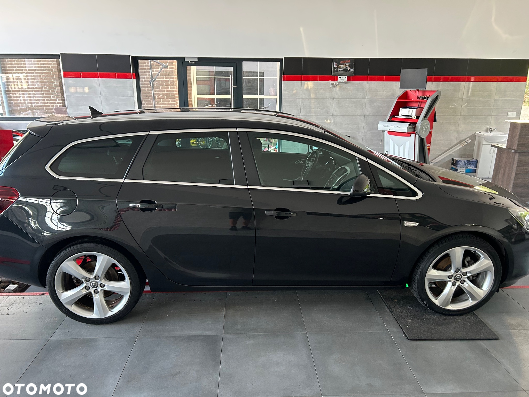 Opel Astra 2.0 CDTI ecoFLEX Start/Stop Exklusiv - 10