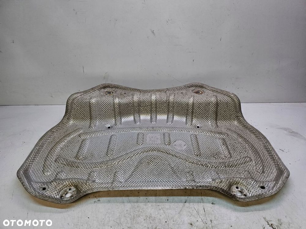 OSŁONA TERMICZNA PODWOZIA AUDI A3 8V 5Q0825701H