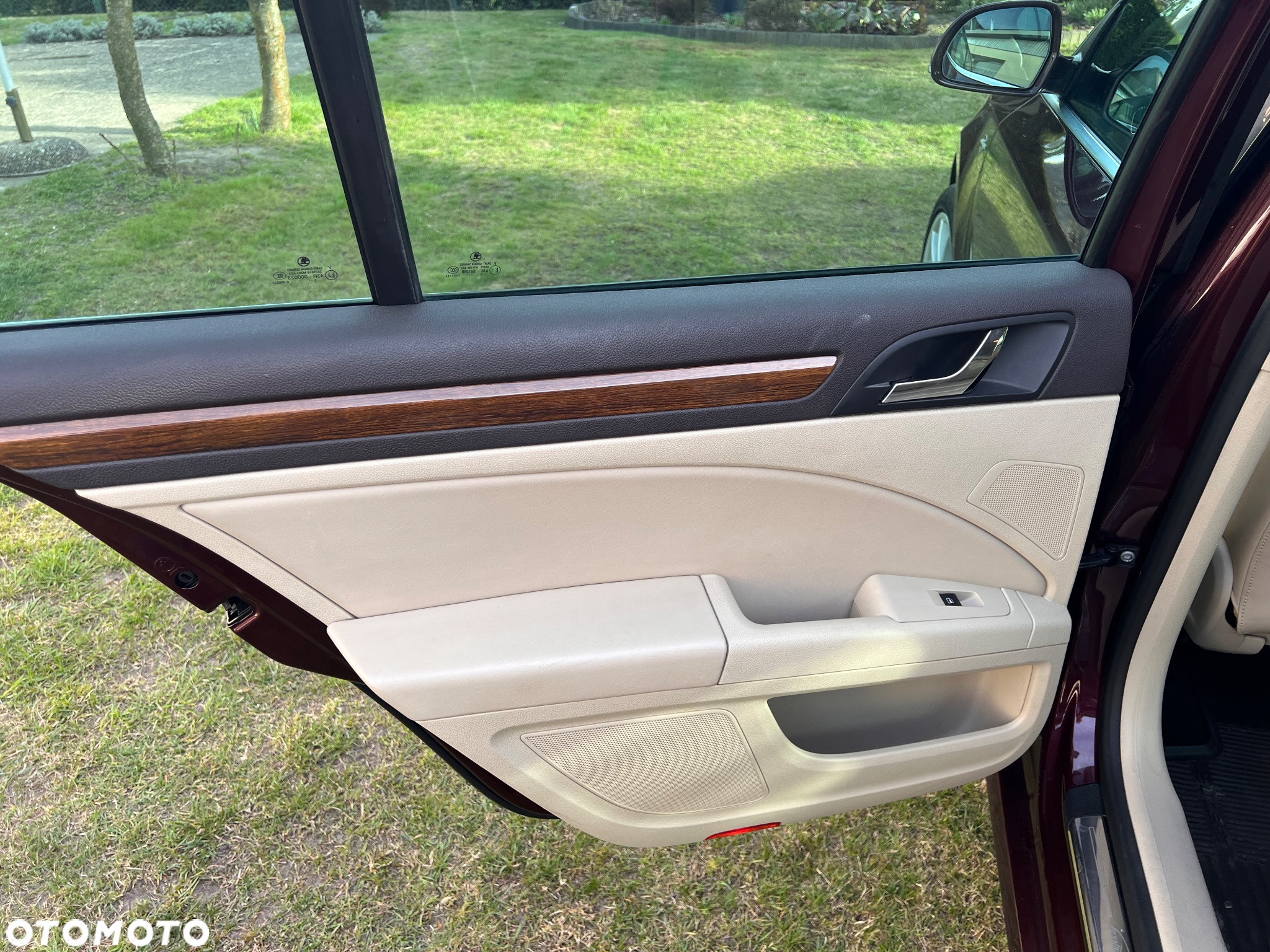 Skoda Superb 2.0 TDI L&K - 12