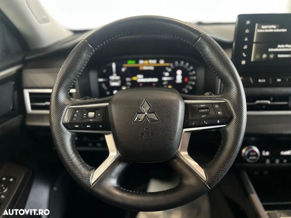 Mitsubishi Outlander 2.4 4WD Intro Edition - 7