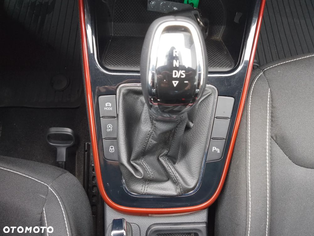 Skoda Fabia 1.5 TSI Monte Carlo DSG - 24