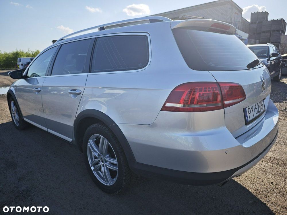 Volkswagen Passat Alltrack 2.0 TSI 4Mot DSG - 4