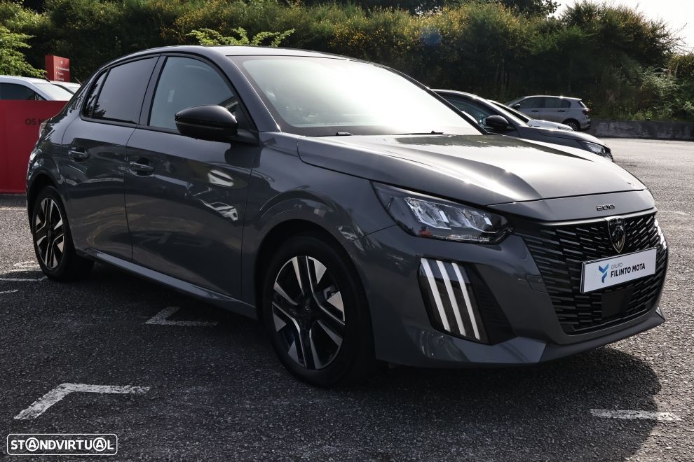 Peugeot 208 1.2 PureTech Allure - 4