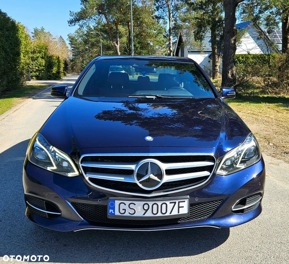 Mercedes-Benz Klasa E 300 CDI DPF BlueEFFICIENCY 7G-TRONIC Avantgarde - 9