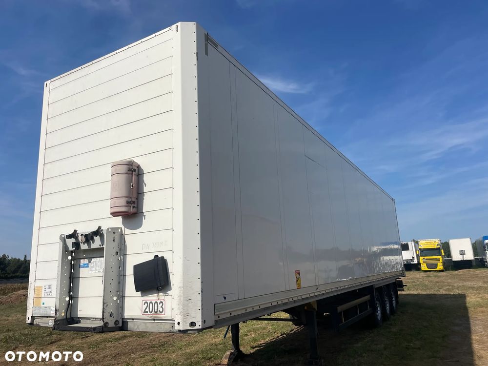 Schmitz Cargobull SCB3B
