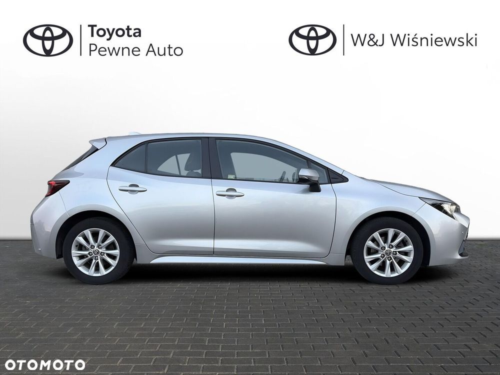 Toyota Corolla - 26
