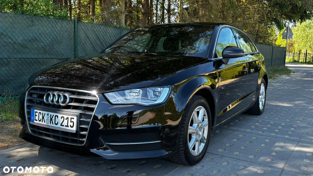 Audi A3 Sportback - 1
