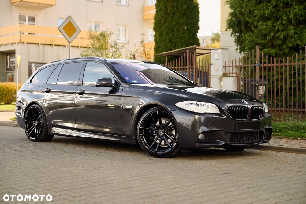BMW Seria 5 520d Touring - 21