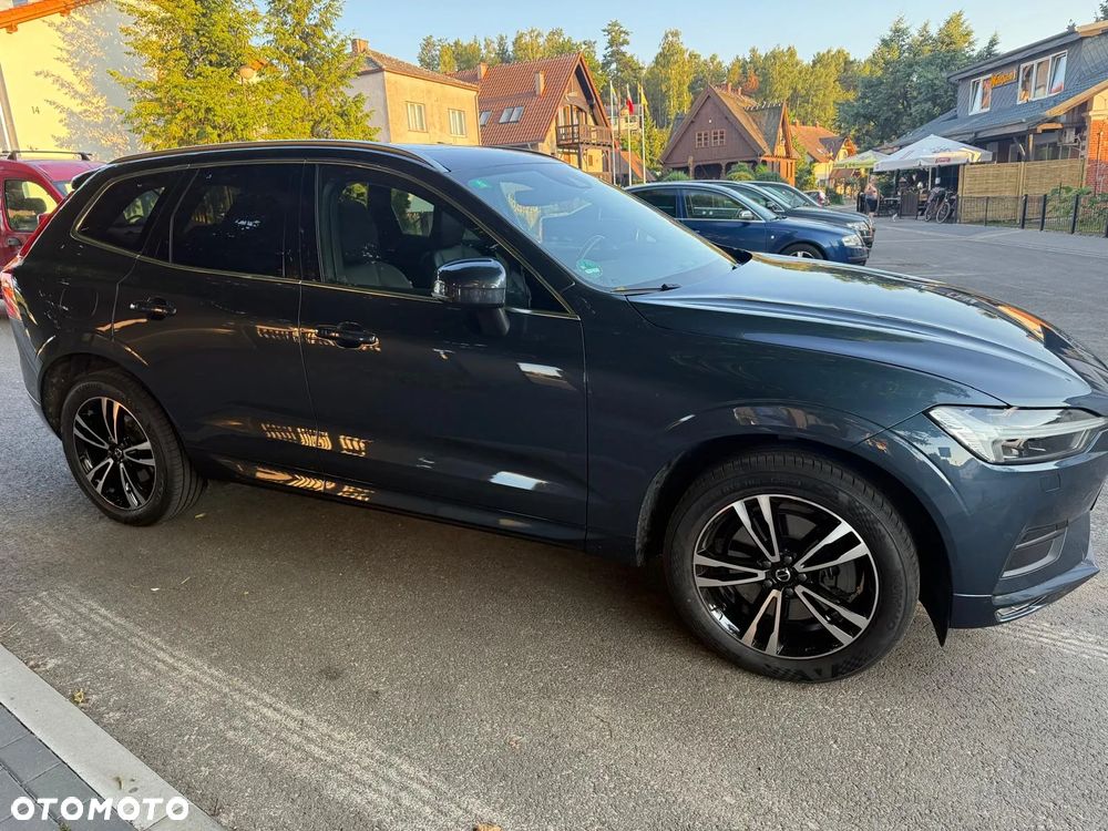 Volvo XC 60 D5 AWD Momentum - 6
