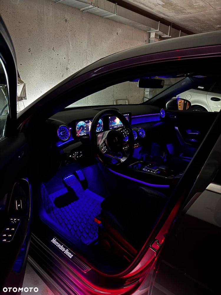Mercedes-Benz Klasa A 180 d AMG Line 7G-DCT - 27