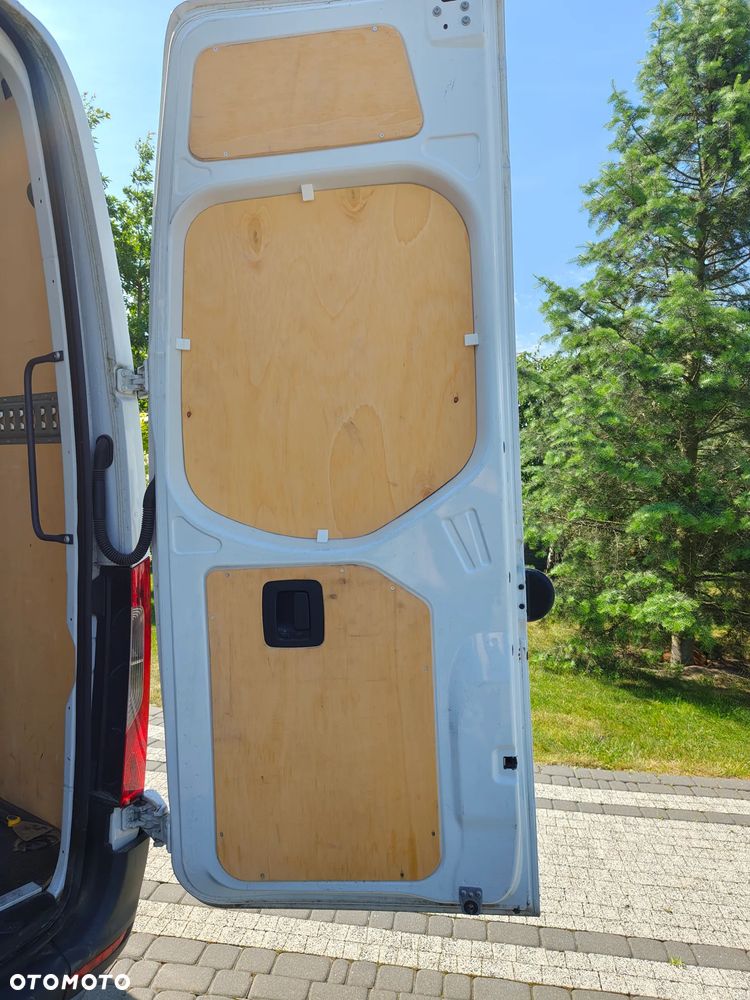 Mercedes-Benz sprinter - 15