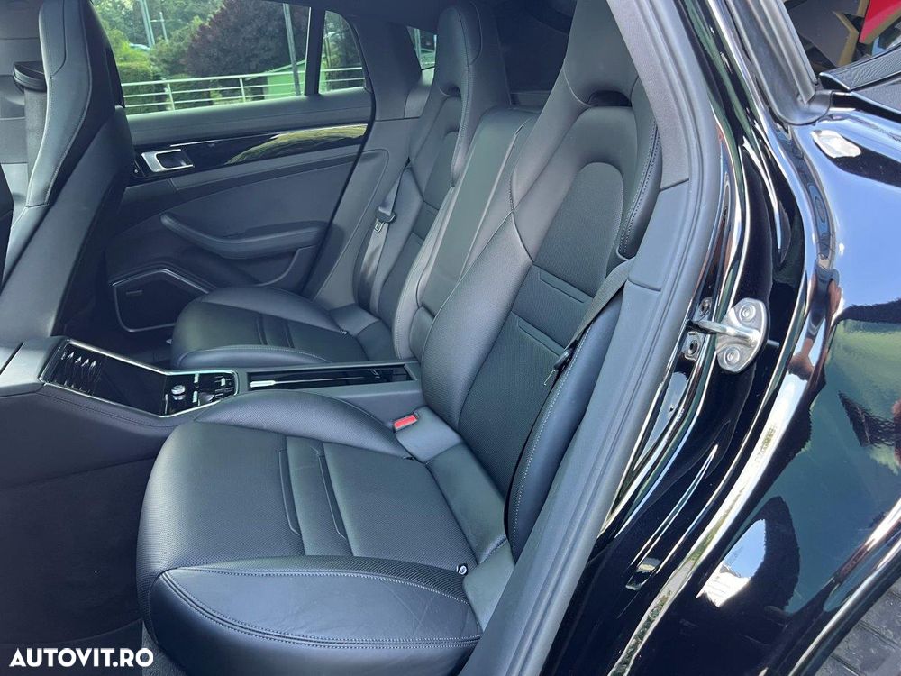 Porsche Panamera - 11
