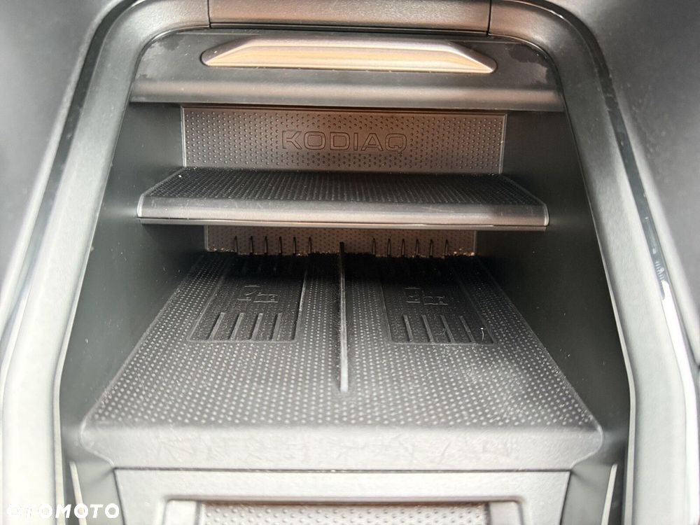 Skoda Kodiaq 1.5 TSI mHEV 4x2 Selection DSG - 27