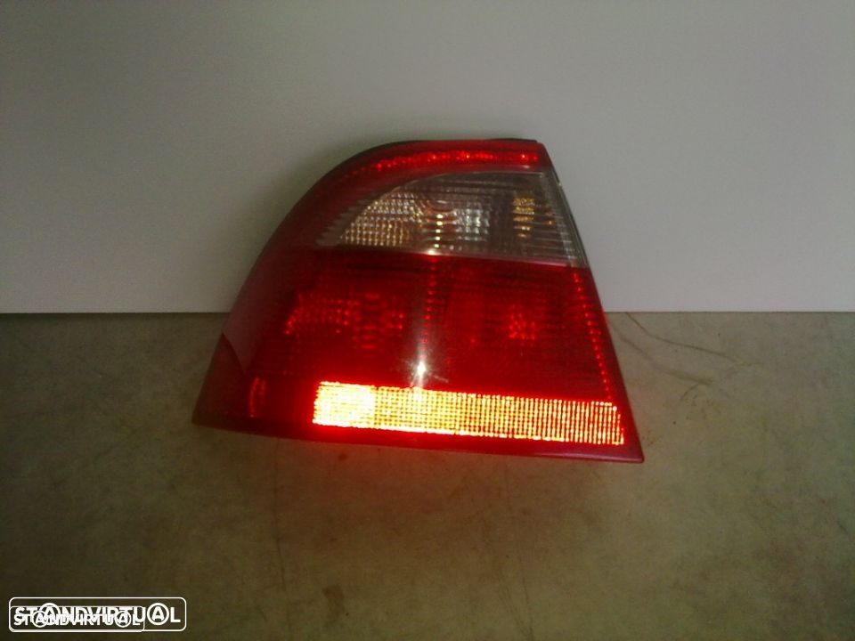 Farolim Saab 95 2003 - 1