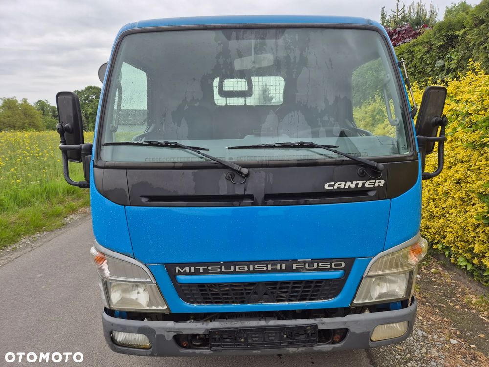 Mitsubishi FUSO - 2