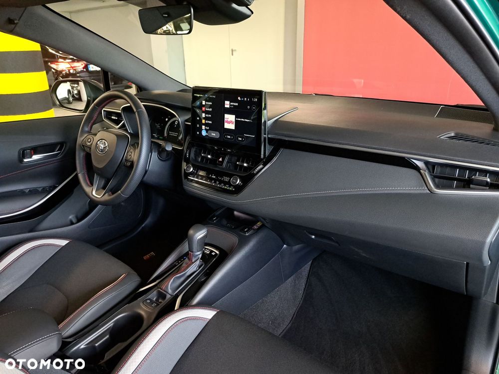 Toyota Corolla - 11