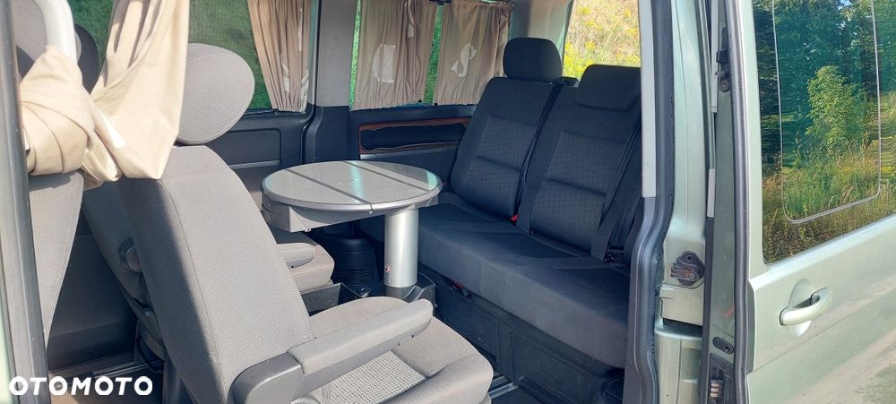 Volkswagen Multivan - 5