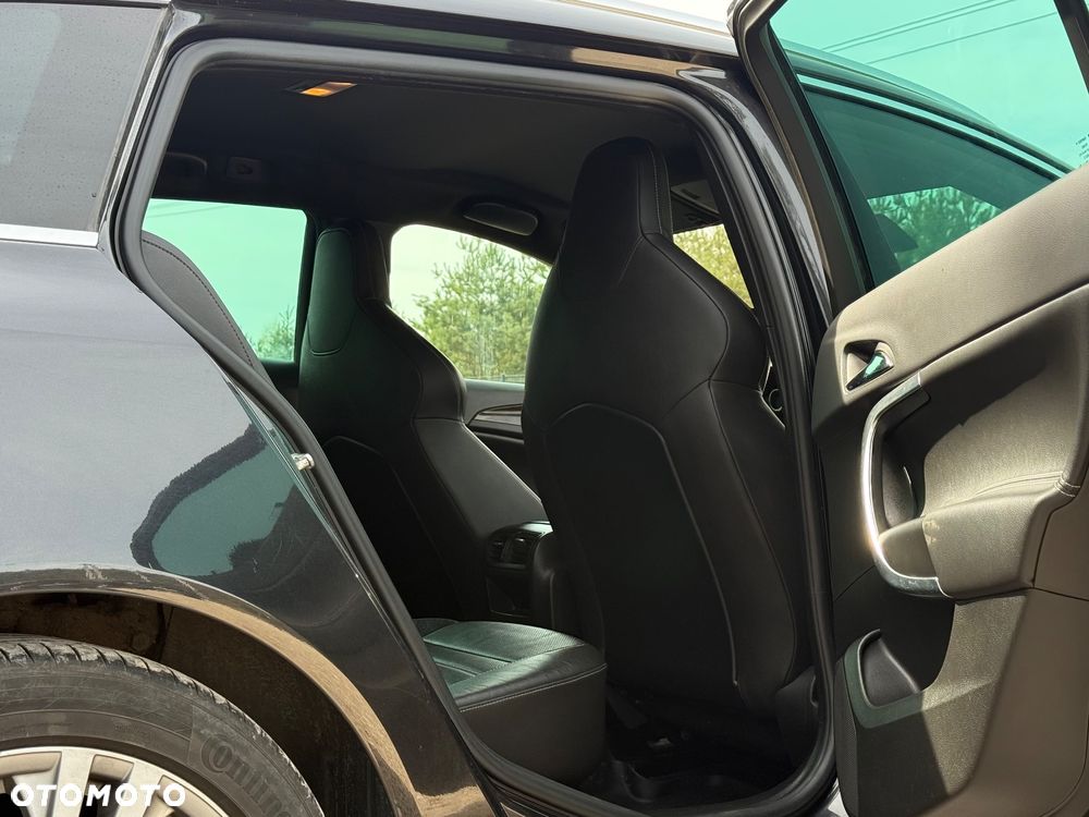 Opel Insignia 2.8 V6 Turbo 4x4 Automatik OPC - 18