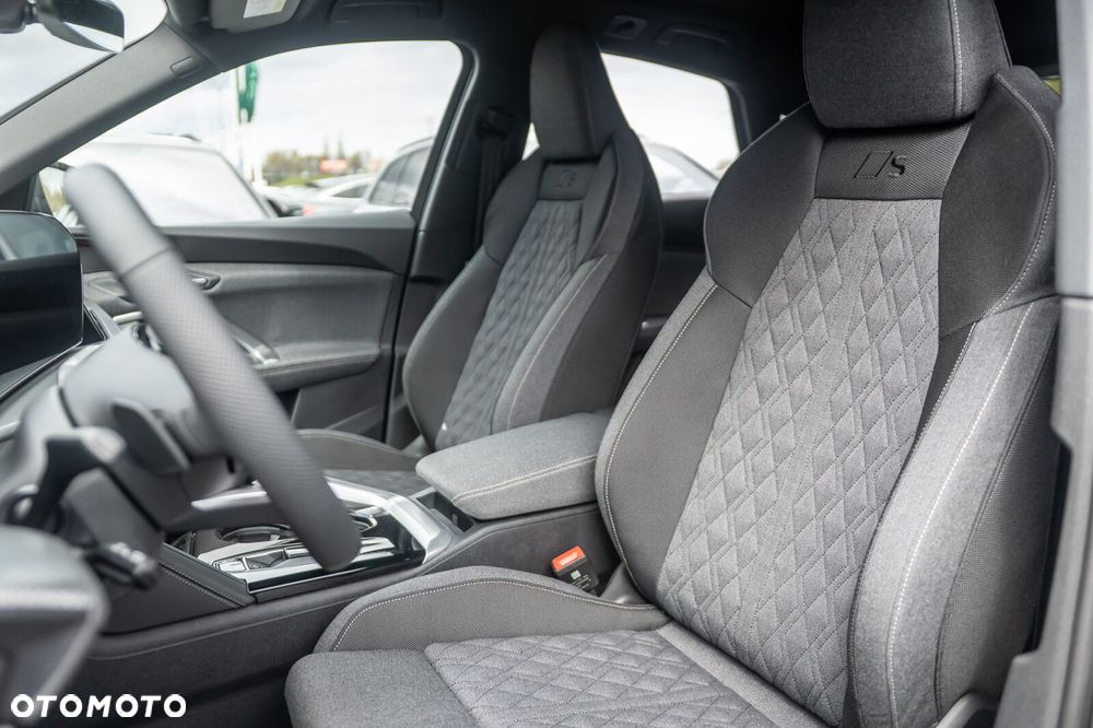 Audi Q5 Sportback - 9