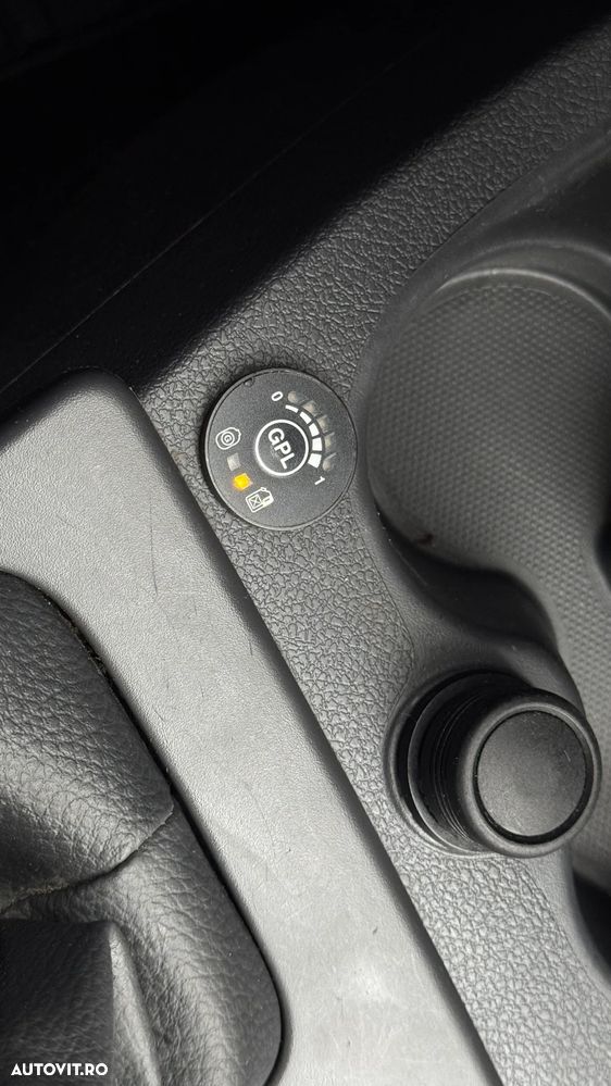 Dacia Dokker 1.6 102 CP Laureate - 15