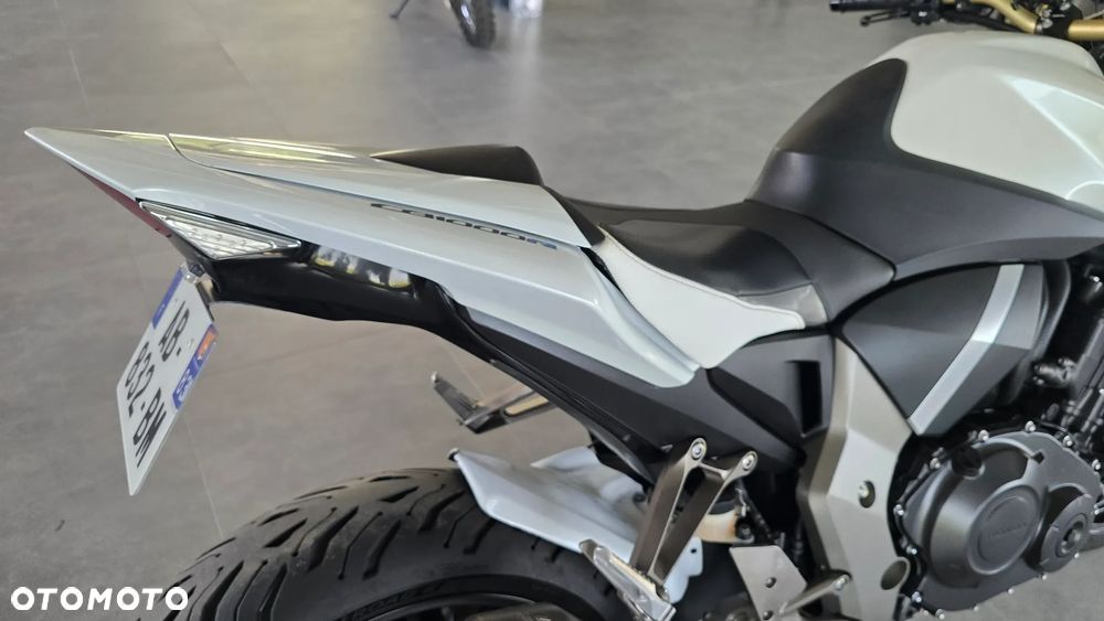 Honda CB - 30