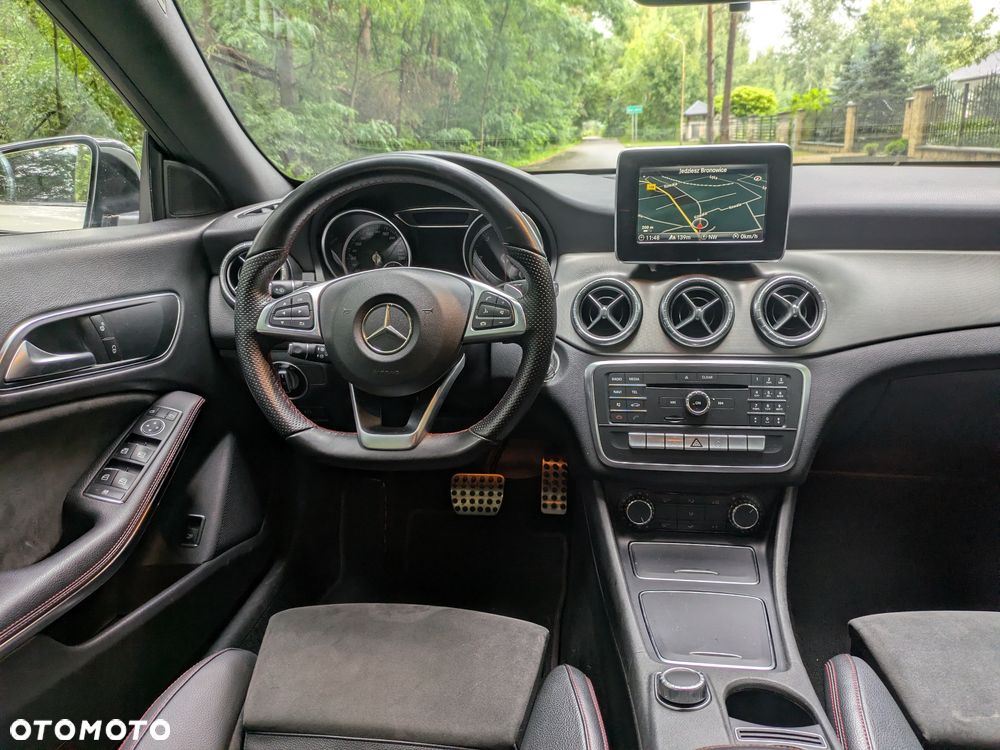 Mercedes-Benz CLA 200 (CDI) d 7G-DCT AMG Line - 15