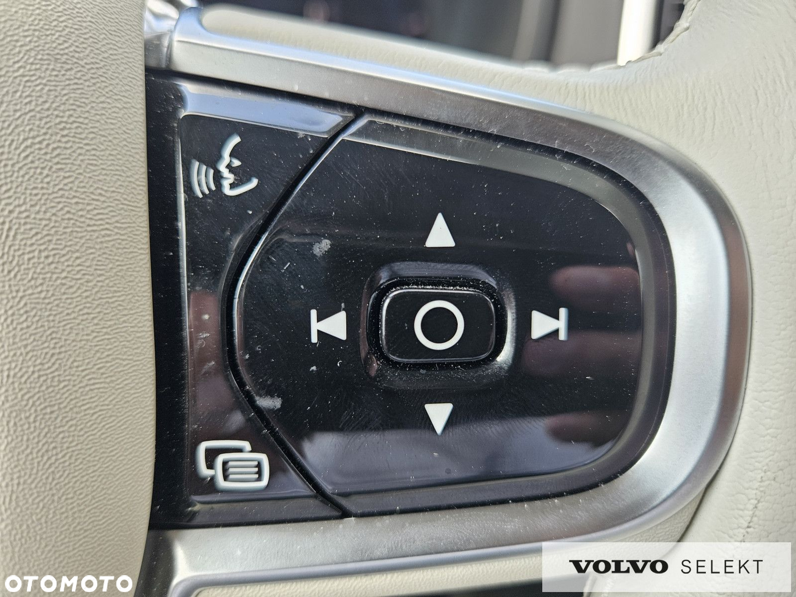 Volvo XC 90 - 24