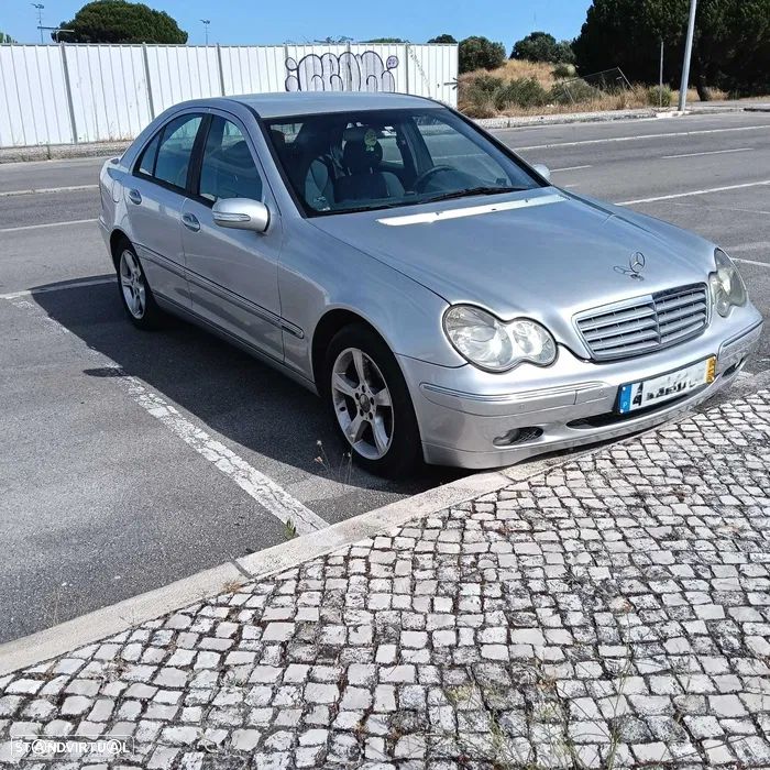 Mercedes-Benz C 220 CDI Elegance DPF - 2