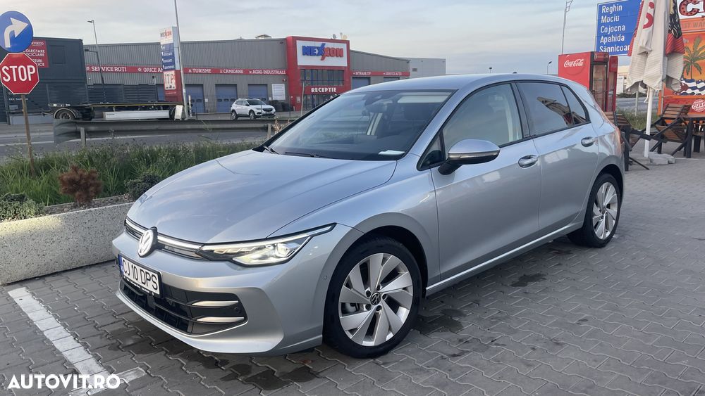 Volkswagen Golf 1.5 TSI Life - 1