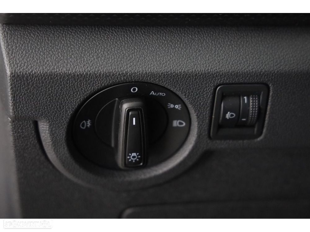 VW T-Cross 1.0 TSI Life - 21