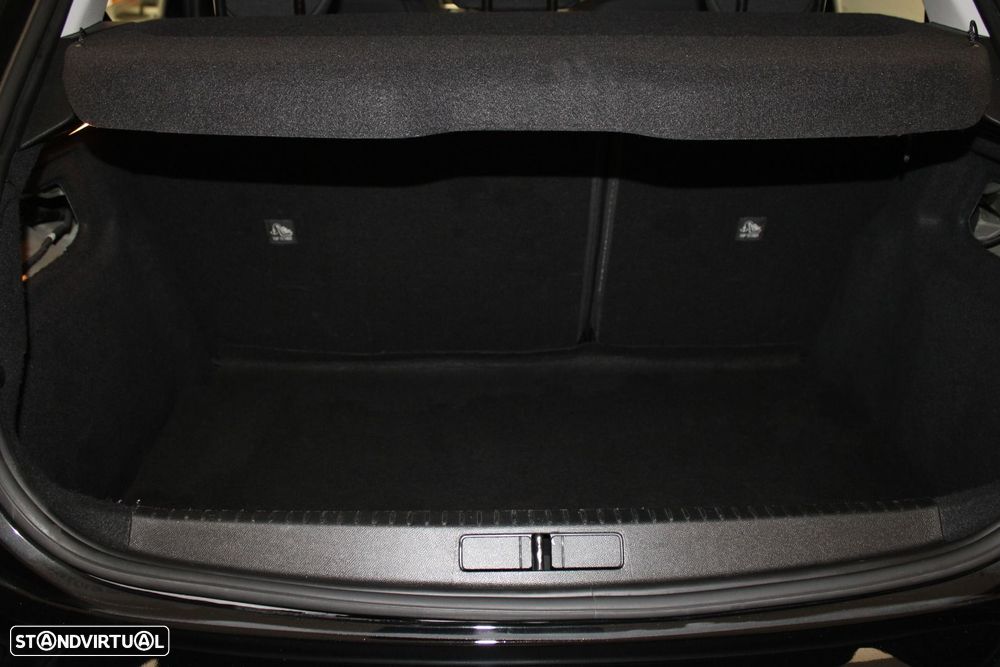 Opel Corsa 1.2 Elegance - 28