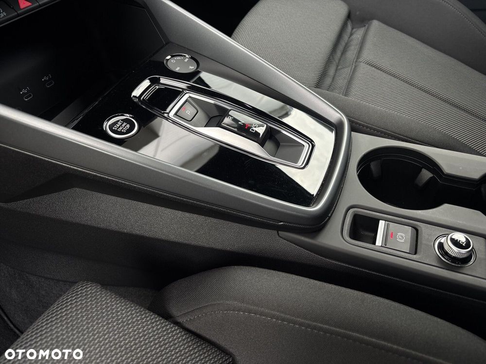 Audi A3 Sportback 35 TFSI mHEV Advanced S tronic - 20