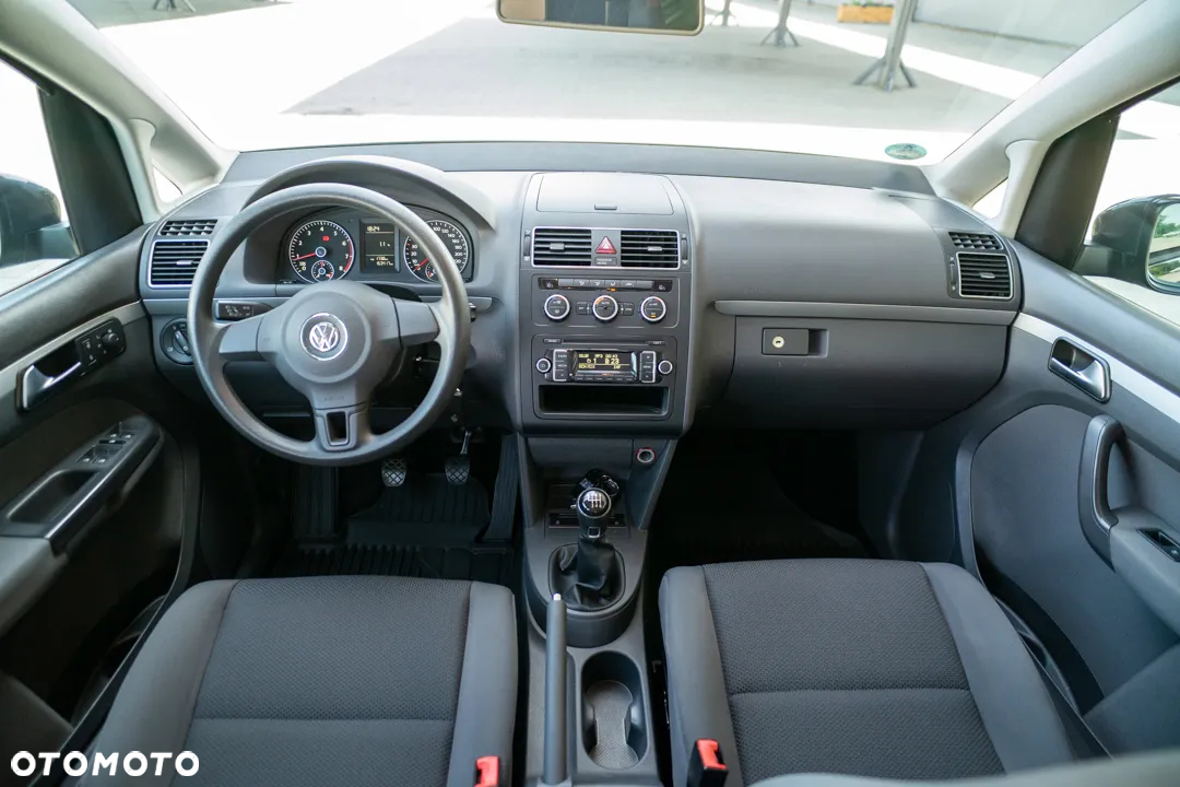 Volkswagen Touran 1.2 TSI BlueMot Trendline - 33