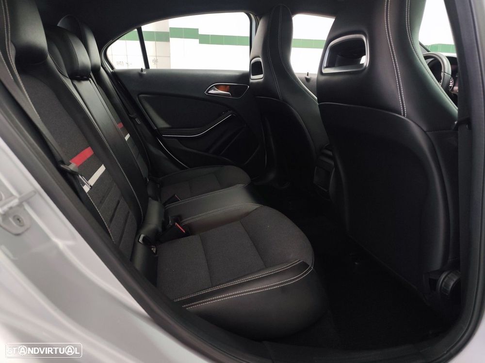 Mercedes-Benz A 180 CDI BE Urban - 14