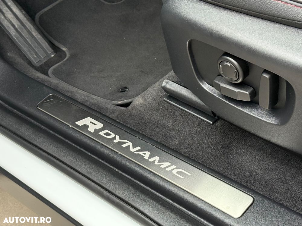 Land Rover Discovery Sport 2.0 D200 MHEV Dynamic HSE - 8