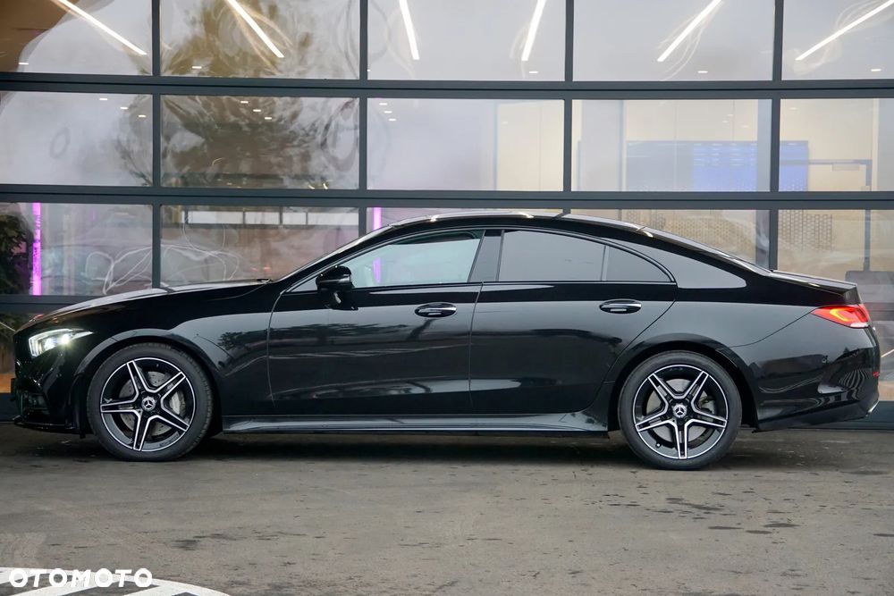 Mercedes-Benz CLS - 9