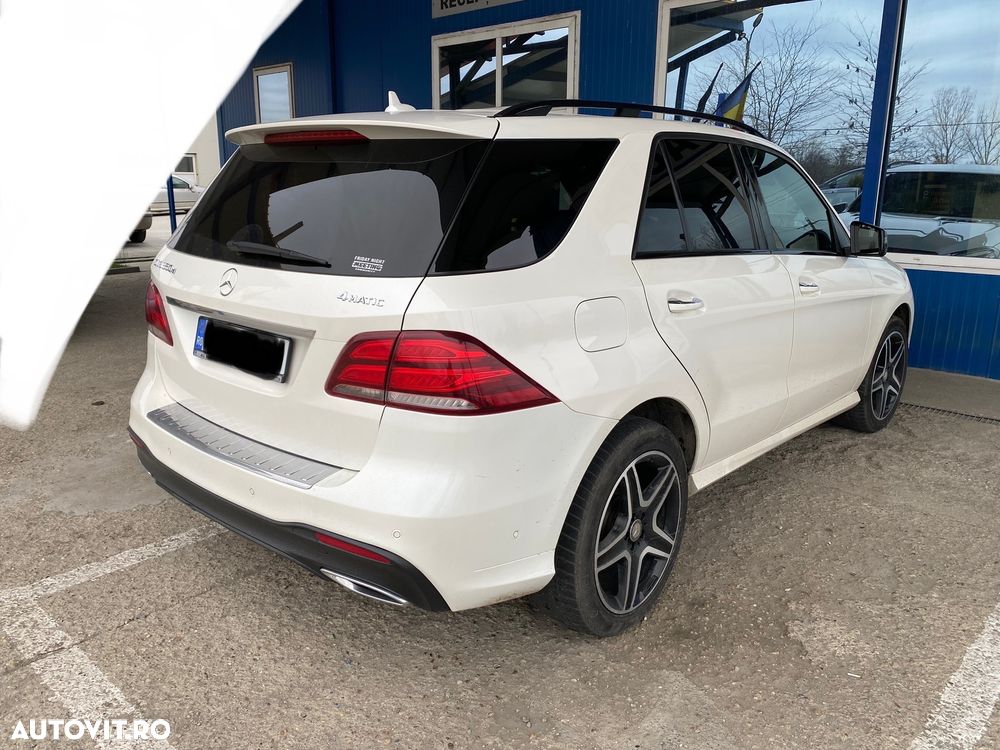 Mercedes-Benz GLE 350 d 4MATIC - 2