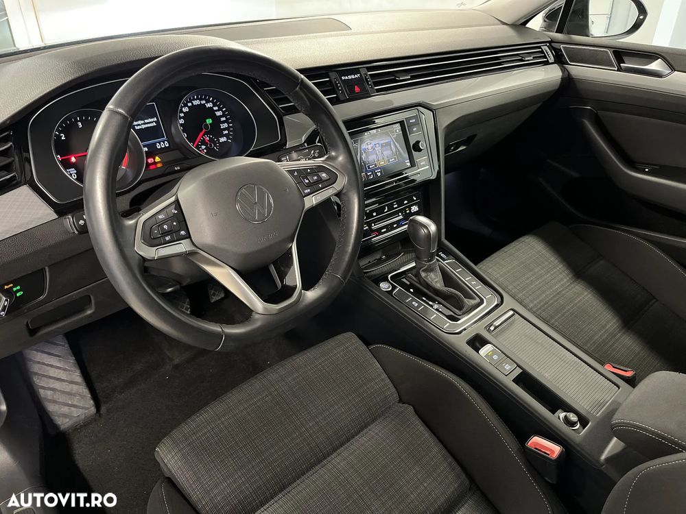 Volkswagen Passat 2.0 TDI DSG Comfortline - 10