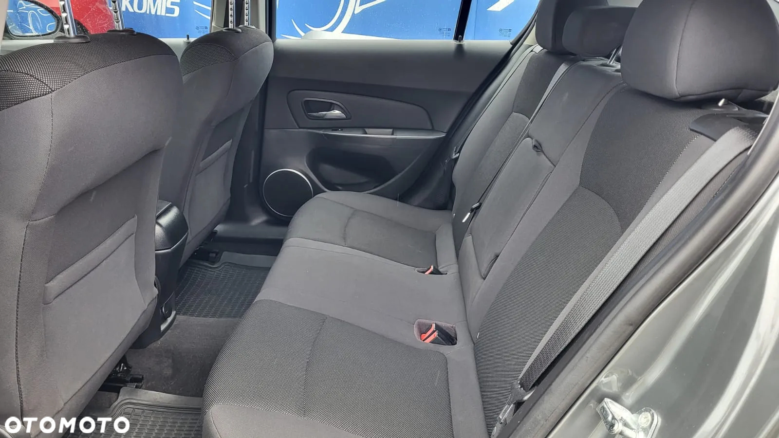 Chevrolet Cruze 1.6 LS - 13