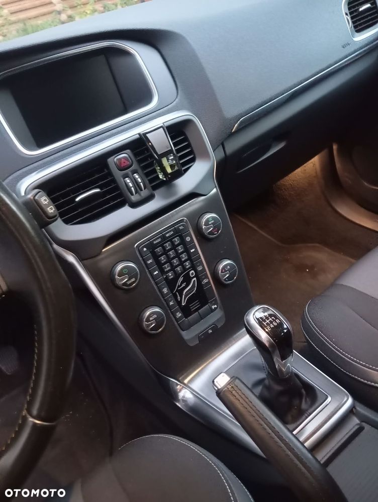 Volvo V40 - 6