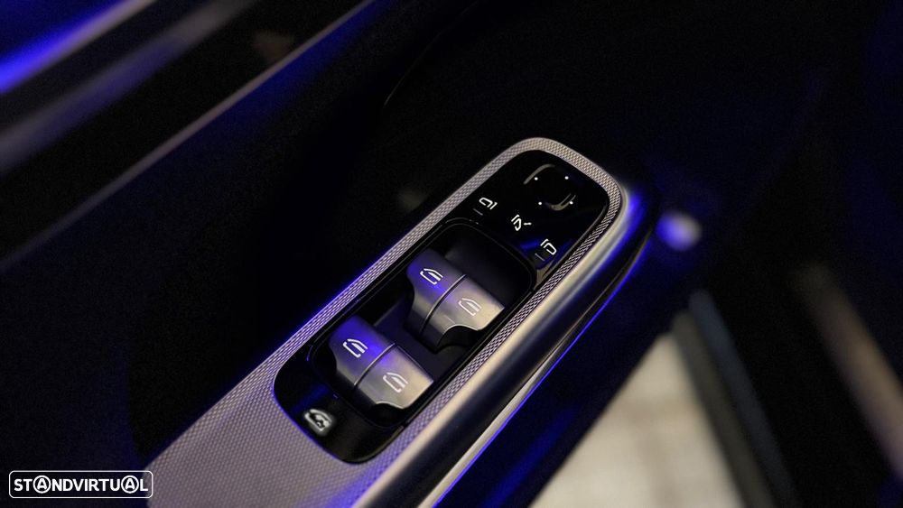 Mercedes-Benz E 300 9G-TRONIC AMG Line - 23