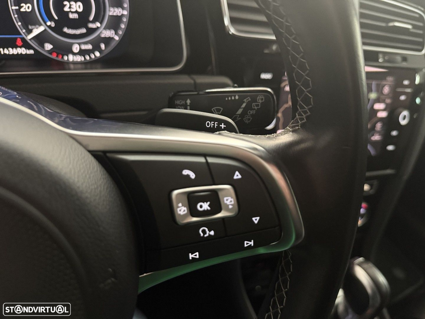 VW Golf 2.0 TDI GTD DSG - 19