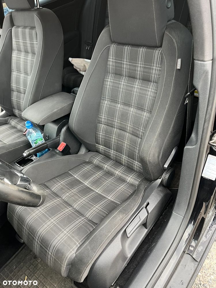 Volkswagen Golf 2.0 TDI GTD - 14