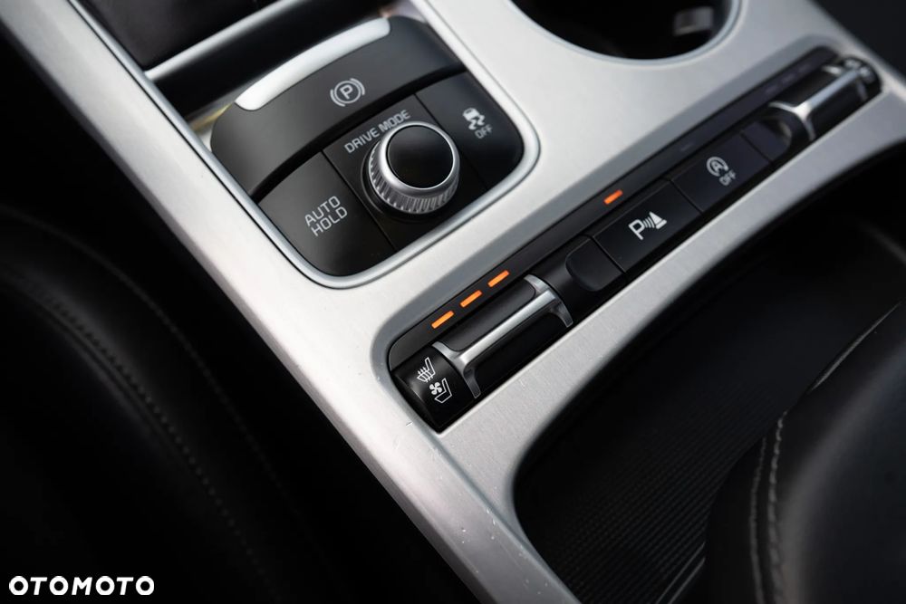 Kia Stinger - 21