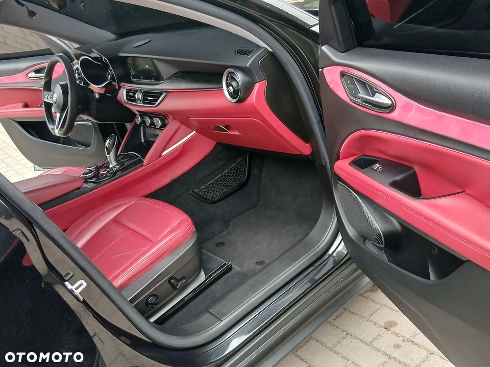 Alfa Romeo Stelvio 2.0 Turbo 16V AT8-Q4 Executive - 15
