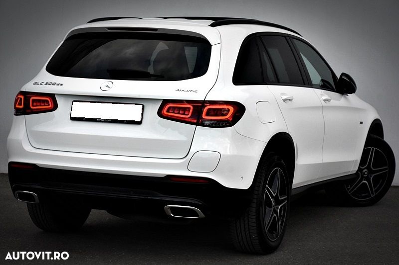 Mercedes-Benz GLC - 13