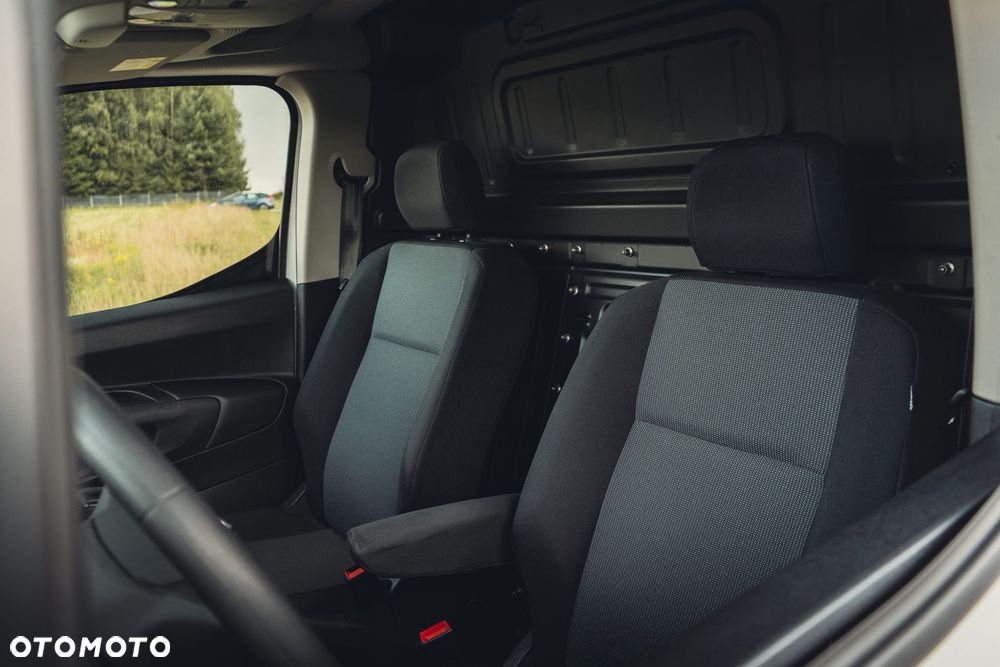 Toyota Proace City - 9