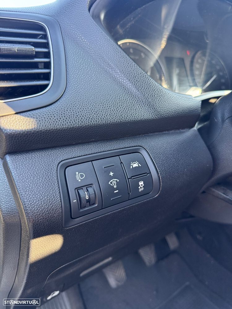 Hyundai i20 1.2 LED - 13