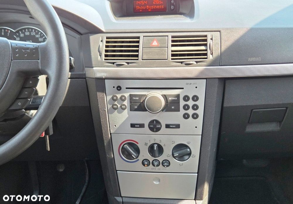 Opel Meriva - 12